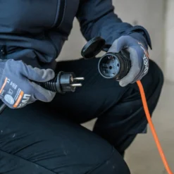 Brennenstuhl BREMAXX Verlängerungskabel IP44 20 m AT-N05V3V3-F 3G1,5 orange - 1169940