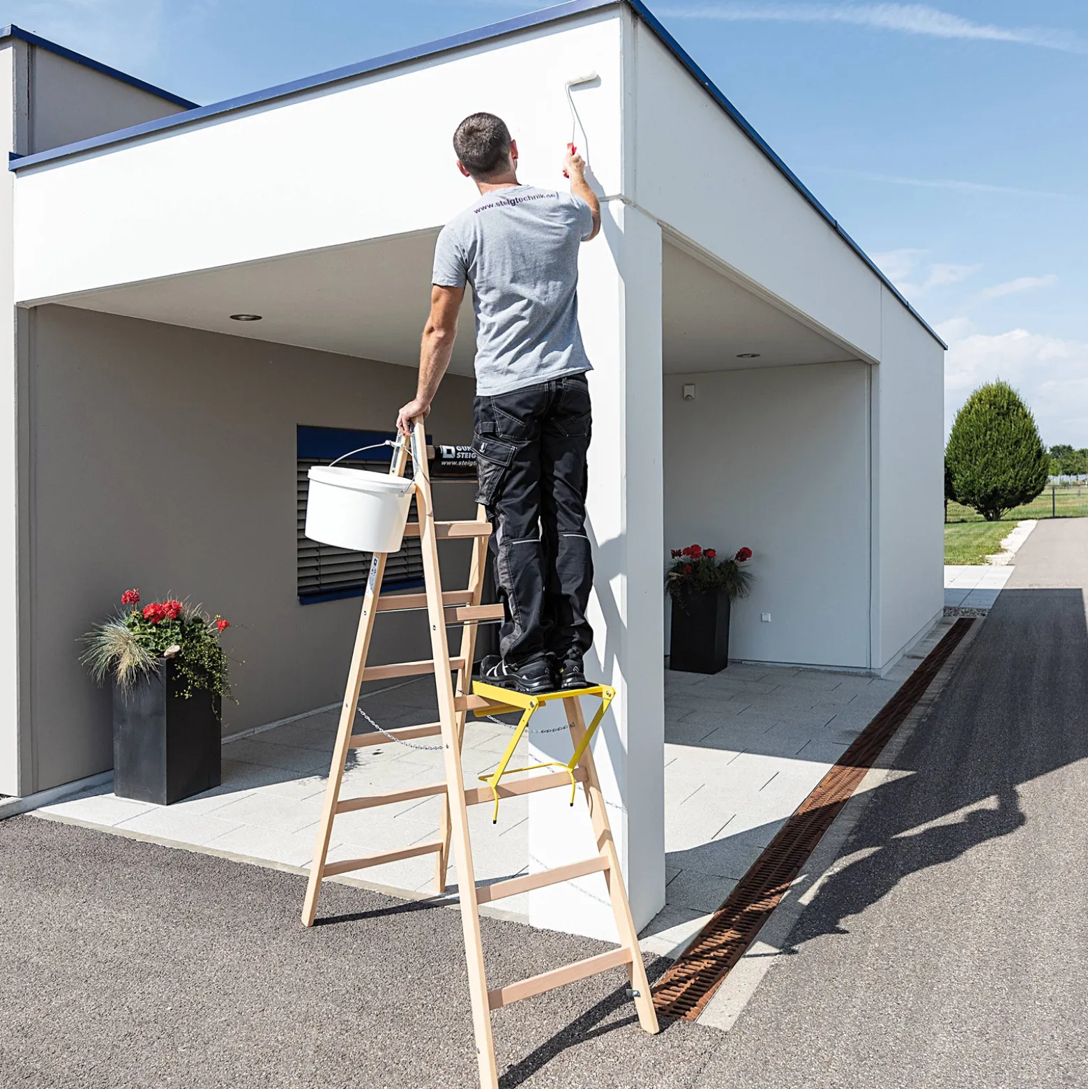 Günzburger Steigtechnik Sprossen-Stehleiter Holz 2 x 4 Sprossen - 033208