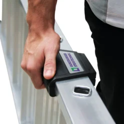 Günzburger Steigtechnik Stufen-Anlegeleiter mit Standard-Traverse 12 Stufen - 040612
