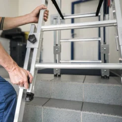 Günzburger Steigtechnik Stufen-Stehleiter treppengängig 2 x 5 Stufen - 042710