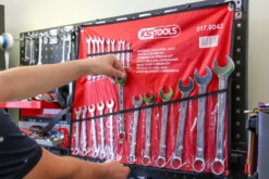 KS TOOLS Ringmaulschlüssel-Satz abgewinkelt 21tlg. 6 - 32 mm + GRATIS Besteck-Set 3tlg.