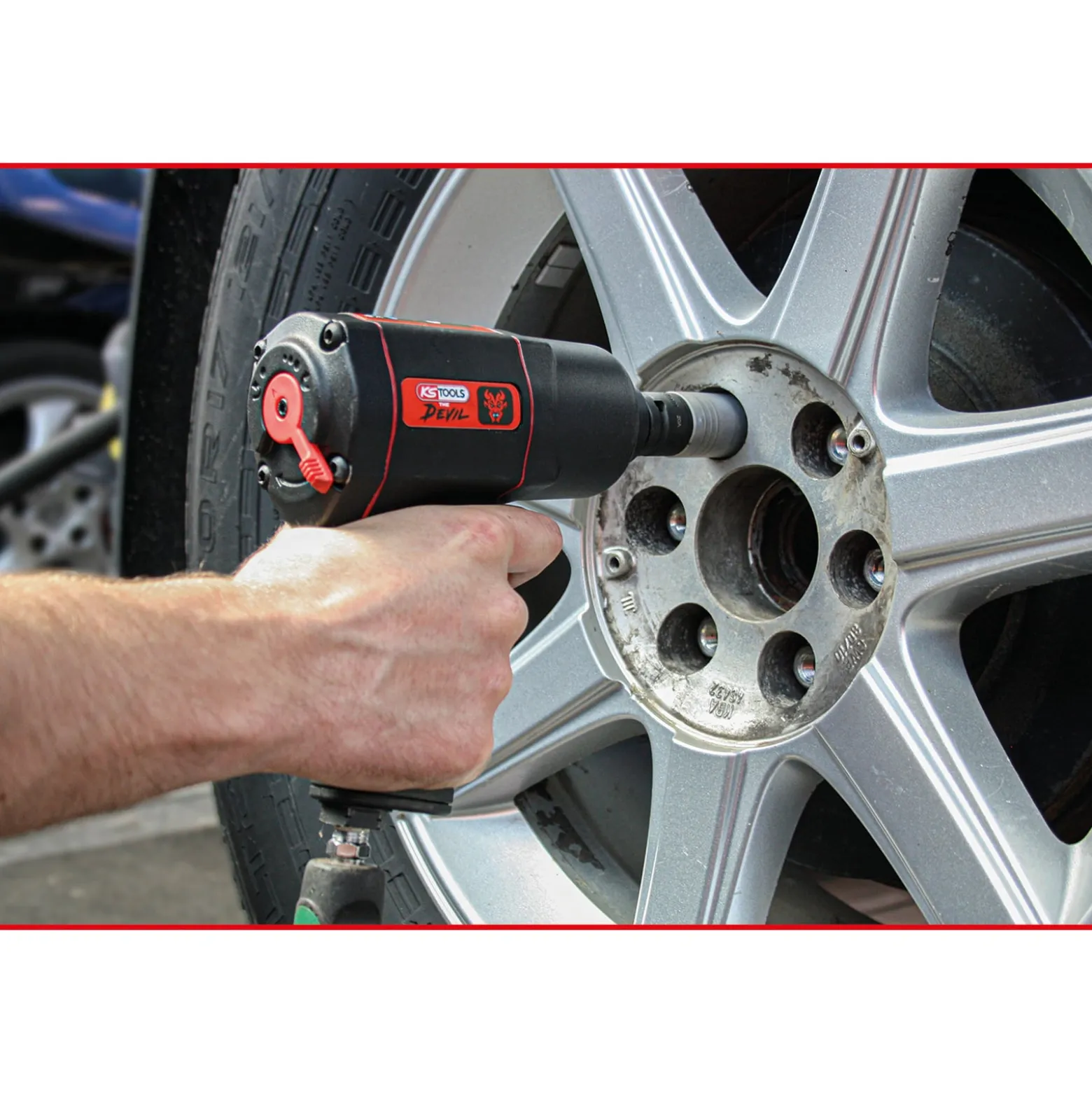 KS TOOLS 1/2" The Devil Hochleistungs-Druckluft-Schlagschrauber 1.600 Nm - 515.1200