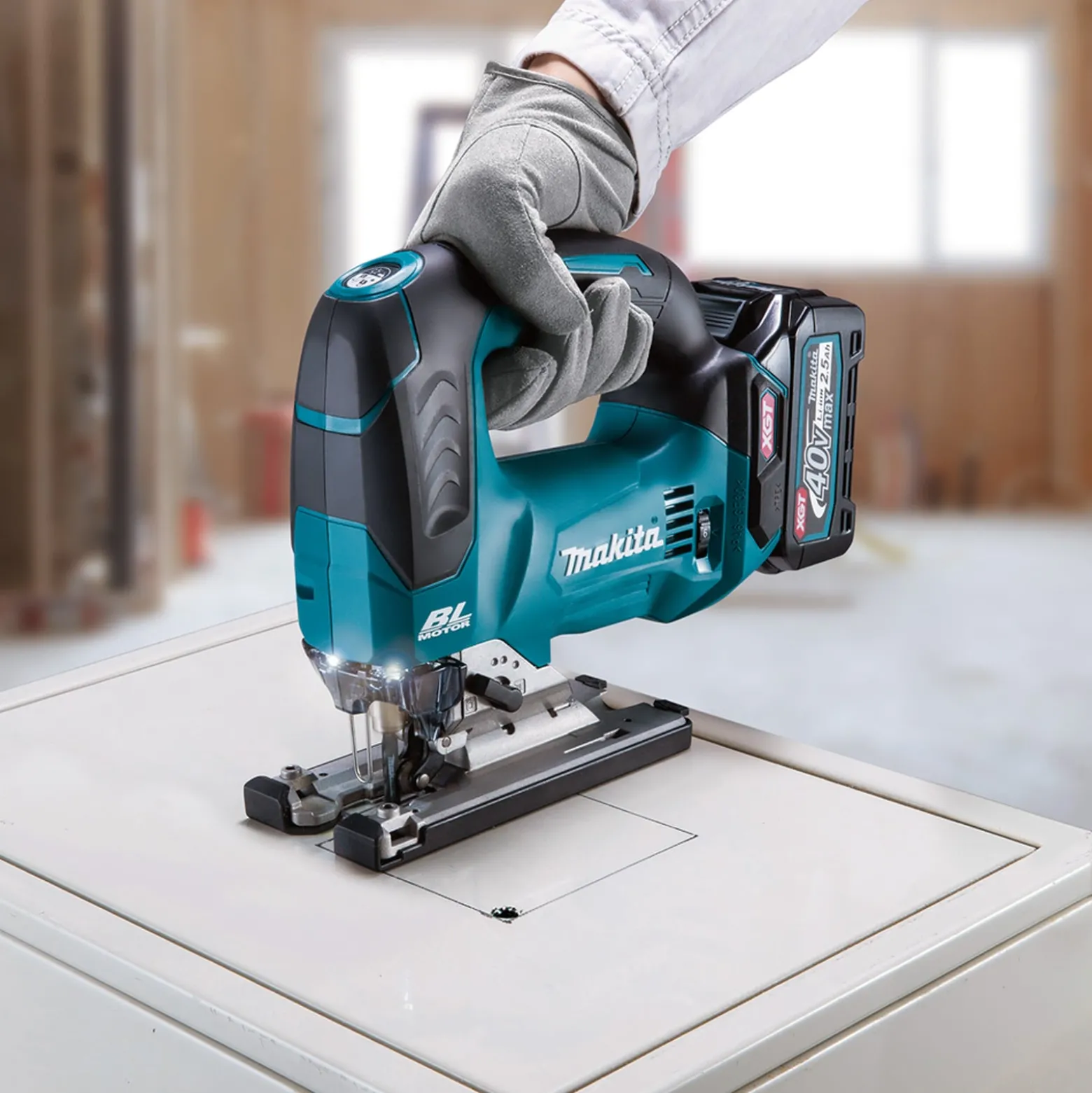 Makita Akku-Pendelhubstichsäge 40V max. Solo - JV002GZ