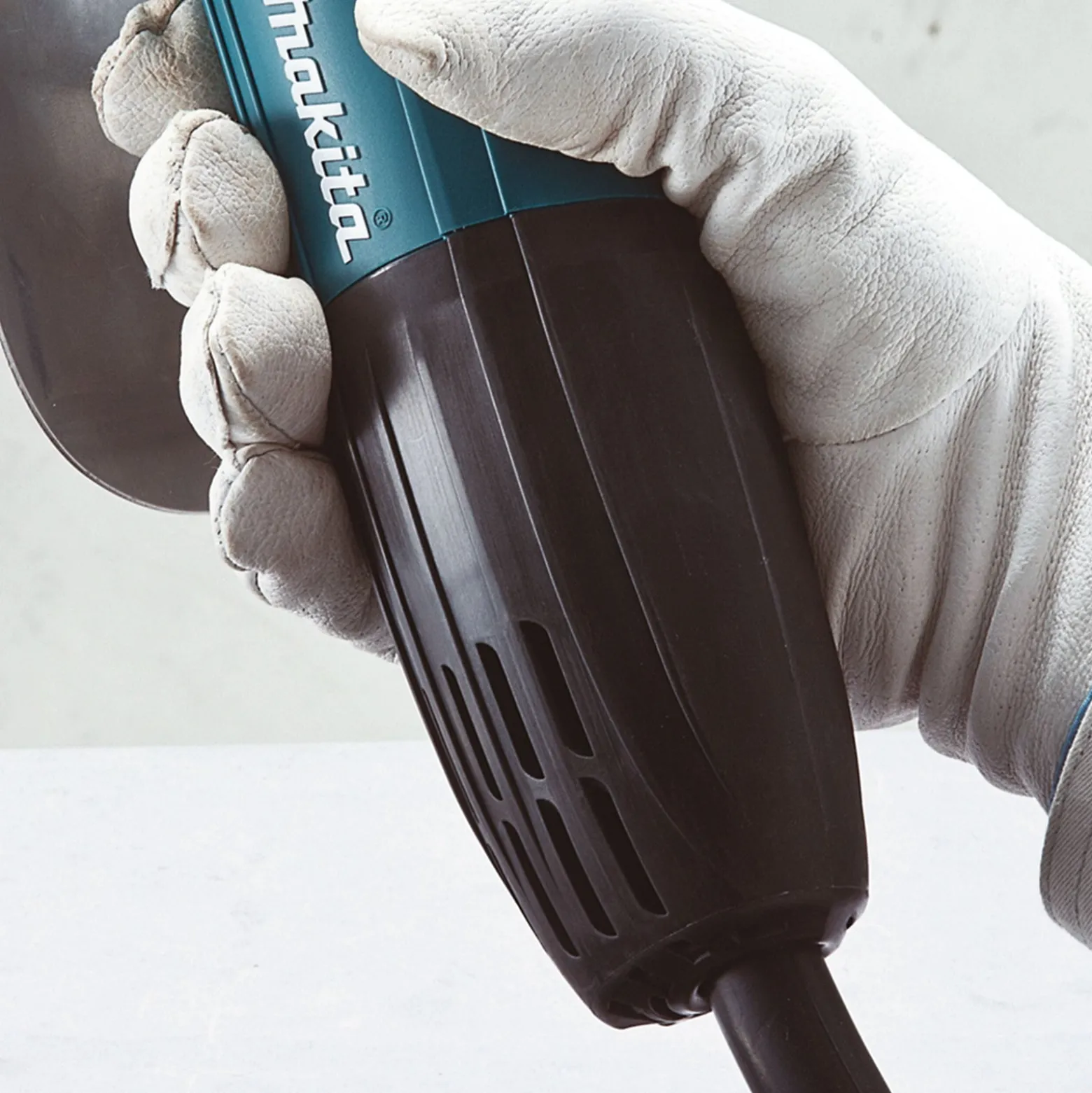 Makita JS1602J Blechschere 1,6 mm 380 W im MAKPAC