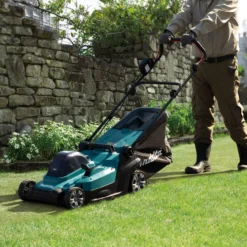 Makita LM004GZ Akku-Rasenmäher 43 cm 40 V max. Solo